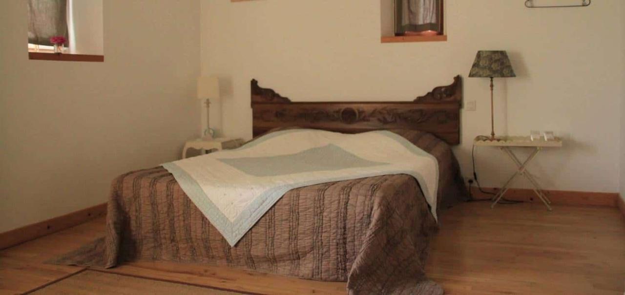 Chambres D'Hotes Le Val De La Garenne Senouillac Eksteriør bilde